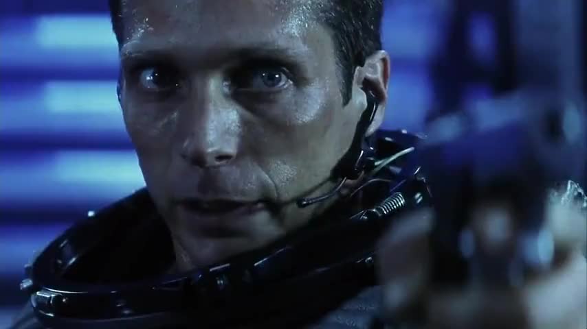 Clip of quote: Stand down, Sergeant. Shut this bomb down and let us finish our job the right way.