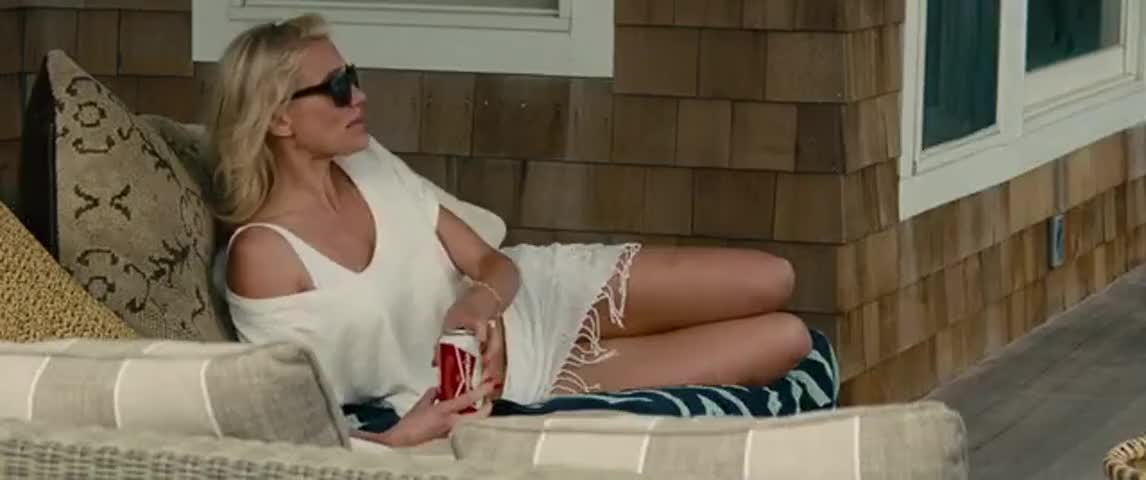 Clip of quote: No, I'm not jealous. I just don't have an insane girl crush.