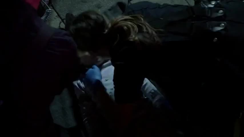 Clip of quote: She's not breathing. She needs oxygen.