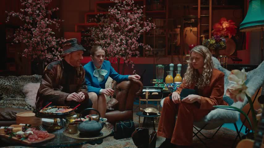 Clip of quote: No one killed you, mate. We brought you back to finish your album.