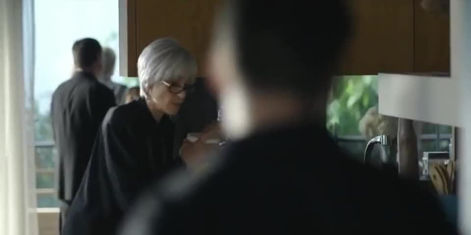 Clip of quote: Put the whole container out there, mom.