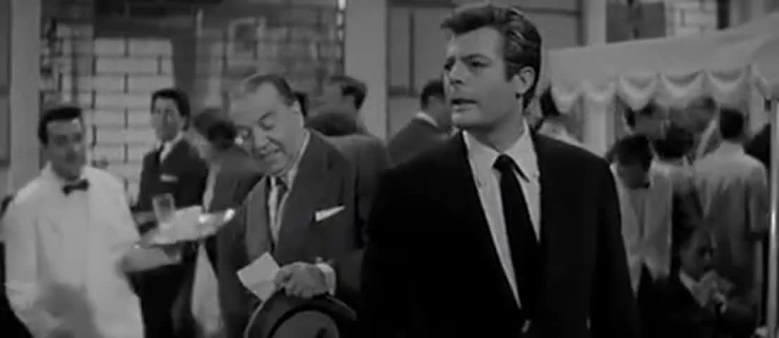 Clip of quote: Paparazzo!