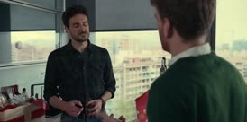 Clip of quote: "Solo soy una chica delante de un chico pidiendo que la quieran".