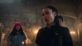 Clip of quote: ‐ I think that thing is inside of me. XAVIN: Kill the host.